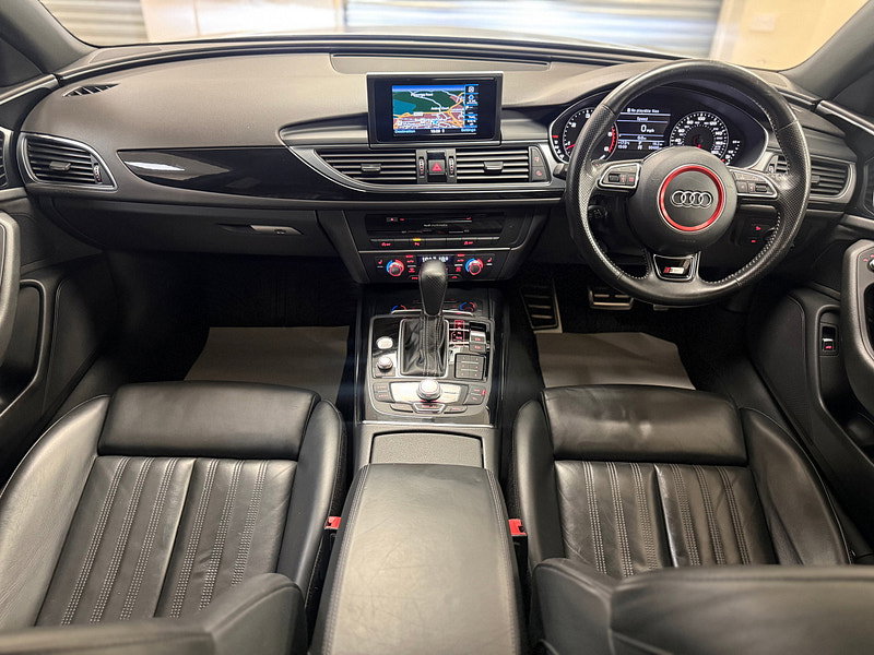 Audi A6 Avant 2.0 TDI ultra S line Estate 5dr Diesel S Tronic Euro 6 (s/s) (190 ps)