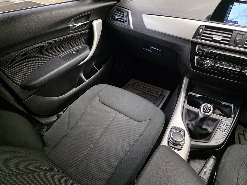BMW 1 Series 2.0 118d SE Hatchback 5dr Diesel Manual Euro 6 (s/s) (150 ps)