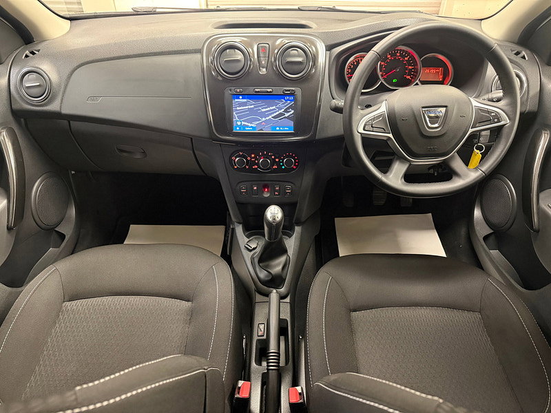 Dacia Logan MCV 0.9 TCe Laureate Estate 5dr Petrol Manual Euro 6 (s/s) (90 ps)
