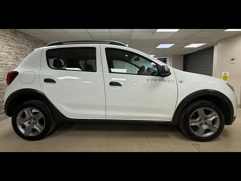 Dacia Sandero Stepway 1.5 dCi Ambiance Hatchback 5dr Diesel Manual Euro 6 (s/s) (90 ps)
