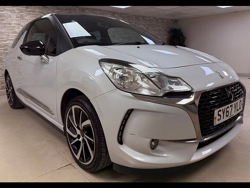 DS Automobiles DS 3 1.2 PureTech Connected Chic Hatchback 3dr Petrol Manual Euro 6 (s/s) (110 ps)