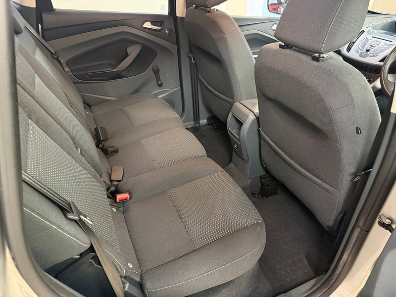 Ford C-Max 1.6 Zetec MPV 5dr Petrol Manual Euro 5 (105 ps)