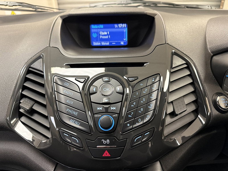 Ford EcoSport 1.5 TDCi Titanium SUV 5dr Diesel Manual 2WD Euro 6 (95 ps)