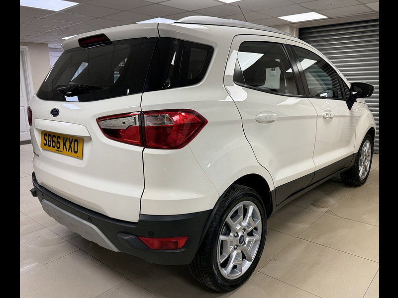 Ford EcoSport 1.5 TDCi Titanium SUV 5dr Diesel Manual 2WD Euro 6 (95 ps)