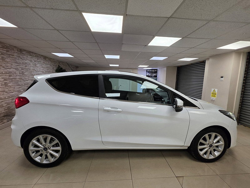 Ford Fiesta 1.0T EcoBoost Titanium Hatchback 3dr Petrol Manual Euro 6 (s/s) (100 ps)