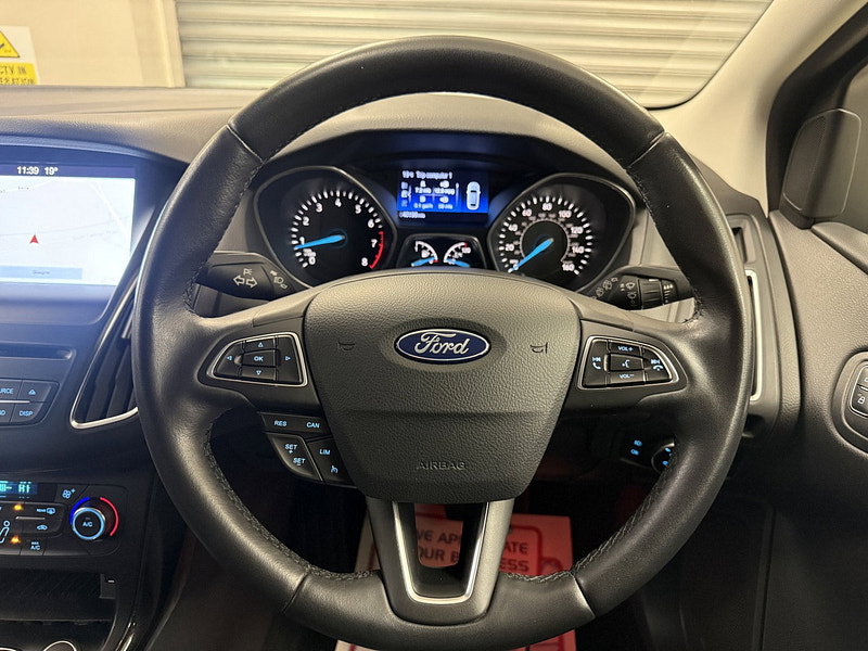 Ford Focus 1.0T EcoBoost Titanium Hatchback 5dr Petrol Manual Euro 6 (s/s) (125 ps)