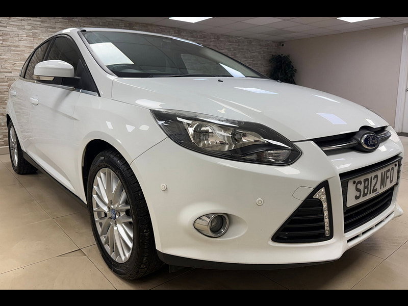 Ford Focus 1.6 Zetec Hatchback 5dr Petrol Manual Euro 5 (105 ps)
