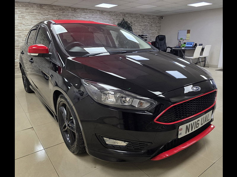 Ford Focus 2.0 TDCi Zetec S Black Edition Hatchback 5dr Diesel Manual Euro 6 (s/s) (150 ps)