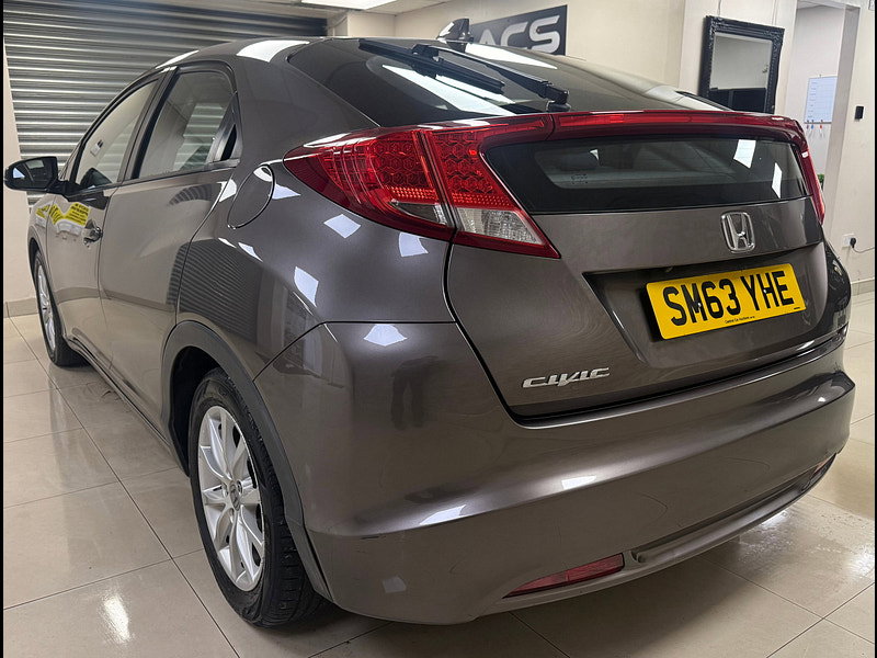 Honda Civic 1.8 i-VTEC ES Hatchback 5dr Petrol Manual Euro 5 (s/s) (142 ps)