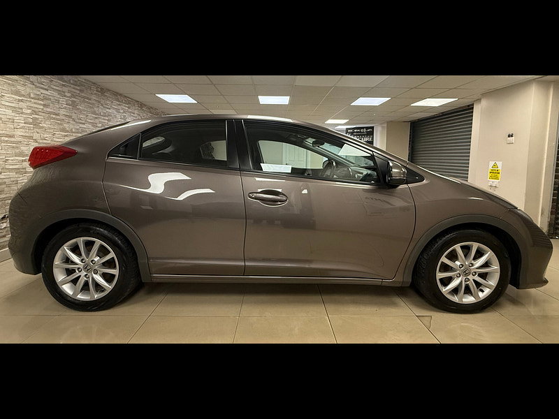 Honda Civic 1.8 i-VTEC ES Hatchback 5dr Petrol Manual Euro 5 (s/s) (142 ps)