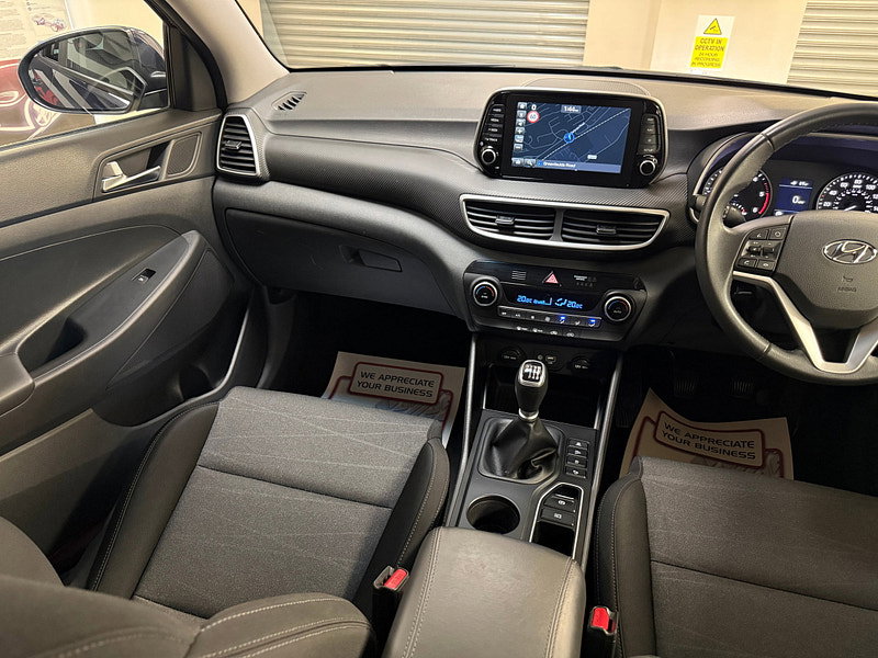 Hyundai Tucson 1.6 CRDi MHEV SE Nav SUV 5dr Diesel Hybrid Manual Euro 6 (s/s) (115 ps)