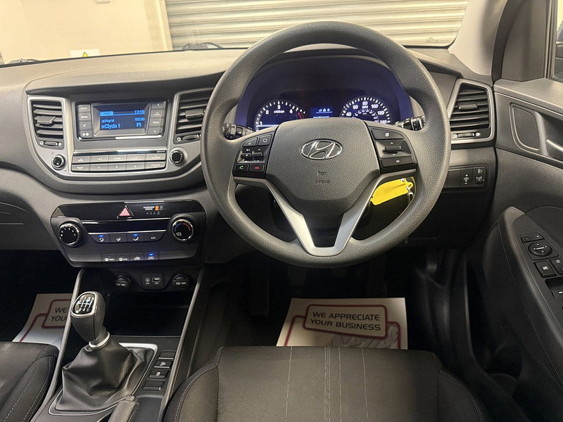 Hyundai Tucson 1.7 CRDi Blue Drive S SUV 5dr Diesel Manual Euro 6 (s/s) (116 ps)