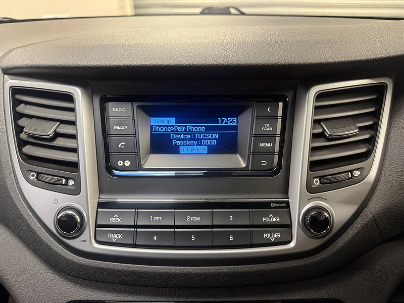 Hyundai Tucson 1.7 CRDi Blue Drive S SUV 5dr Diesel Manual Euro 6 (s/s) (116 ps)