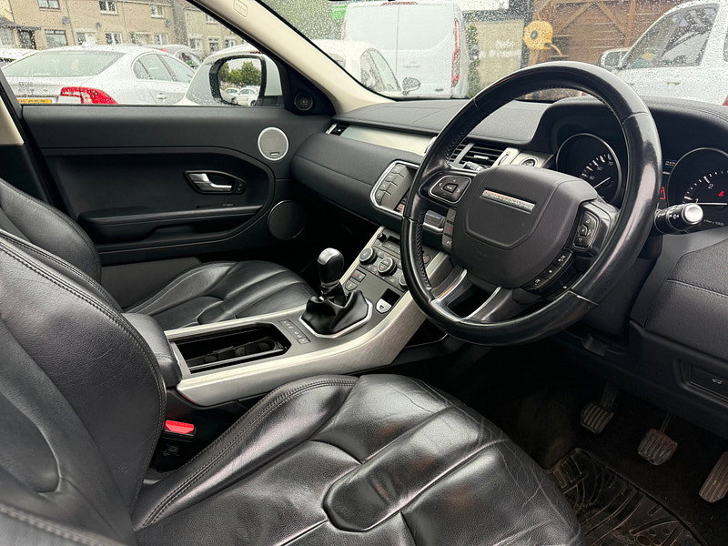 Land Rover Range Rover Evoque 2.2 SD4 Pure SUV 5dr Diesel Manual 4WD Euro 5 (s/s) (190 ps)