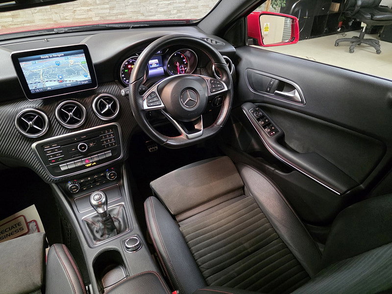 Mercedes-Benz A Class 1.5 A180d AMG Line Hatchback 5dr Diesel Manual Euro 6 (s/s) (109 ps)