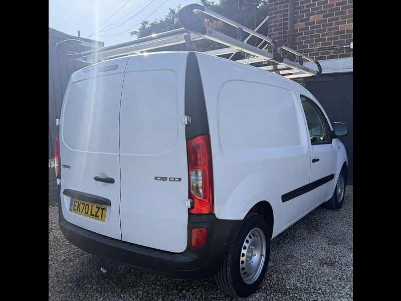 Mercedes-Benz Citan 1.5 109 CDI Pure Panel Van 5dr Diesel Manual L2 Euro 6 (94 ps)