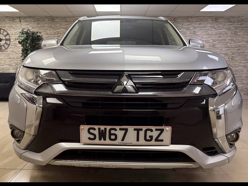 Mitsubishi Outlander 2.0 12kWh Juro SUV 5dr Petrol Plug-in Hybrid CVT 4WD Euro 6 (s/s) (200 ps)