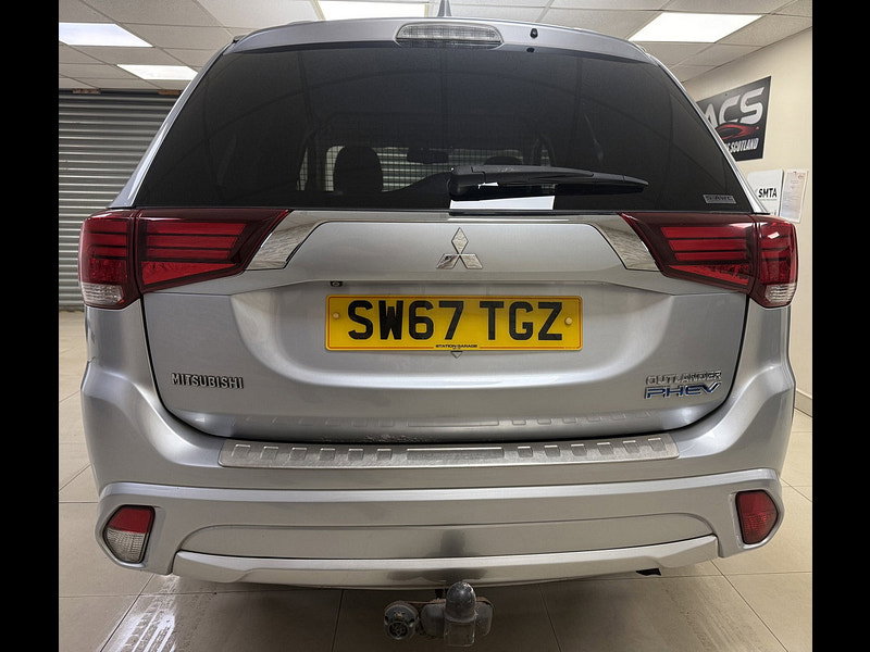 Mitsubishi Outlander 2.0 12kWh Juro SUV 5dr Petrol Plug-in Hybrid CVT 4WD Euro 6 (s/s) (200 ps)