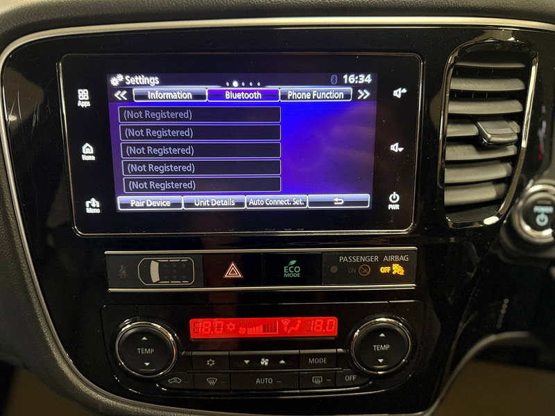Mitsubishi Outlander 2.4h TwinMotor 13.8kWh 4h SUV 5dr Petrol Plug-in Hybrid CVT 4WD Euro 6 (s/s) (209 ps)