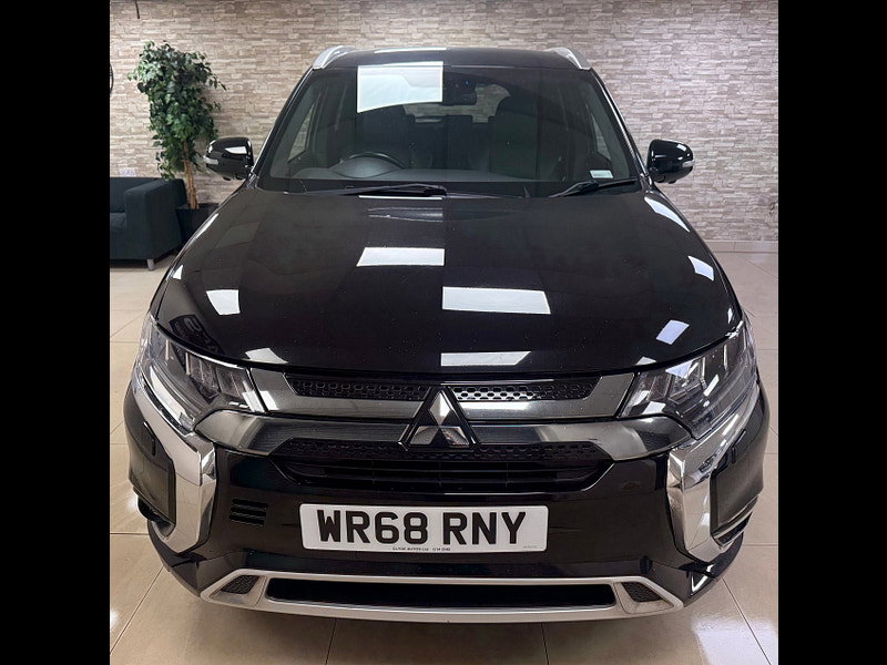 Mitsubishi Outlander 2.4h TwinMotor 13.8kWh 4h SUV 5dr Petrol Plug-in Hybrid CVT 4WD Euro 6 (s/s) (209 ps)