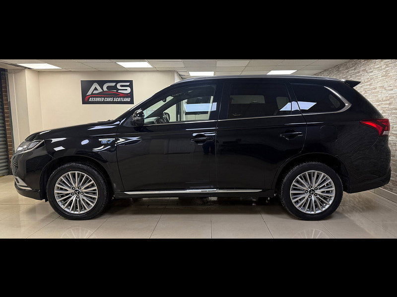Mitsubishi Outlander 2.4h TwinMotor 13.8kWh 4h SUV 5dr Petrol Plug-in Hybrid CVT 4WD Euro 6 (s/s) (209 ps)