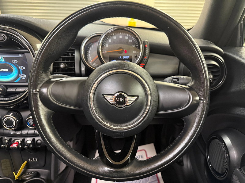 MINI Convertible 1.5 Cooper Convertible 2dr Petrol Manual Euro 6 (s/s) (136 ps)