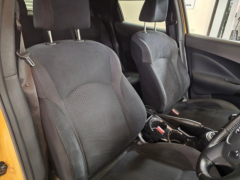 Nissan Juke 1.5 dCi 8v Acenta Premium SUV 5dr Diesel Manual Euro 5 (s/s) (110 ps)