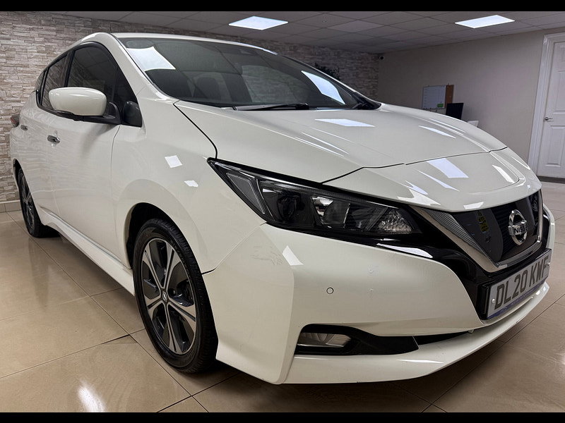 Nissan Leaf 40kWh N-Connecta Hatchback 5dr Electric Auto (150 ps)