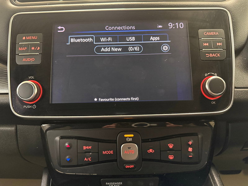 Nissan Leaf 40kWh N-Connecta Hatchback 5dr Electric Auto (150 ps)