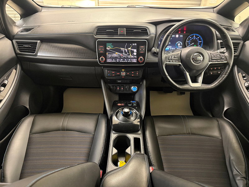Nissan Leaf 40kWh N-Connecta Hatchback 5dr Electric Auto (150 ps)