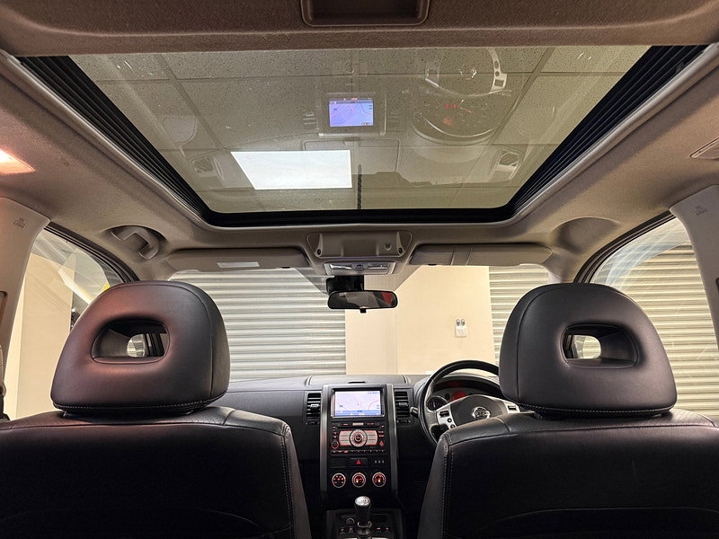 Nissan X-Trail 2.0 dCi Tekna SUV 5dr Diesel Manual 4WD Euro 4 (173 ps)