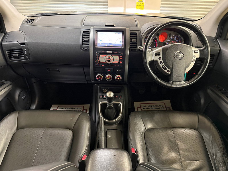 Nissan X-Trail 2.0 dCi Tekna SUV 5dr Diesel Manual 4WD Euro 4 (173 ps)