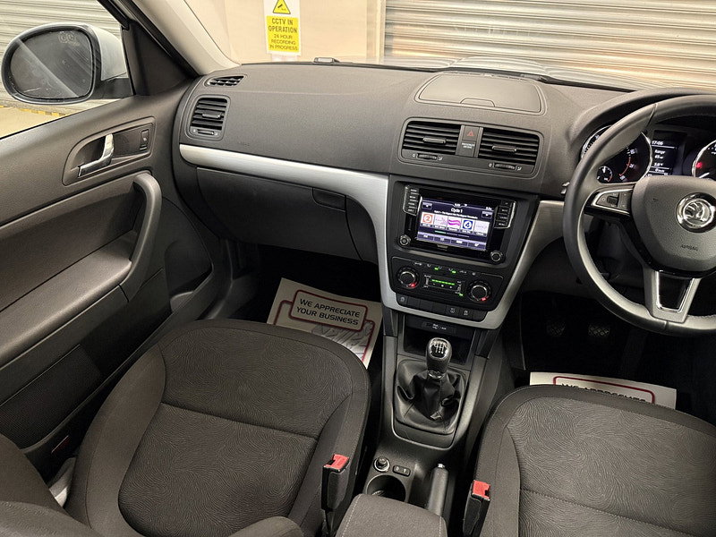 Skoda Yeti 1.2 TSI SE SUV 5dr Petrol Manual Euro 6 (s/s) (110 ps)