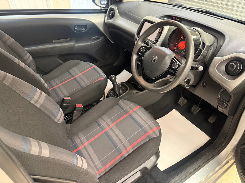 Peugeot 108 1.0 VTi Active Hatchback 3dr Petrol Manual Euro 5 Euro 5 (68 ps)
