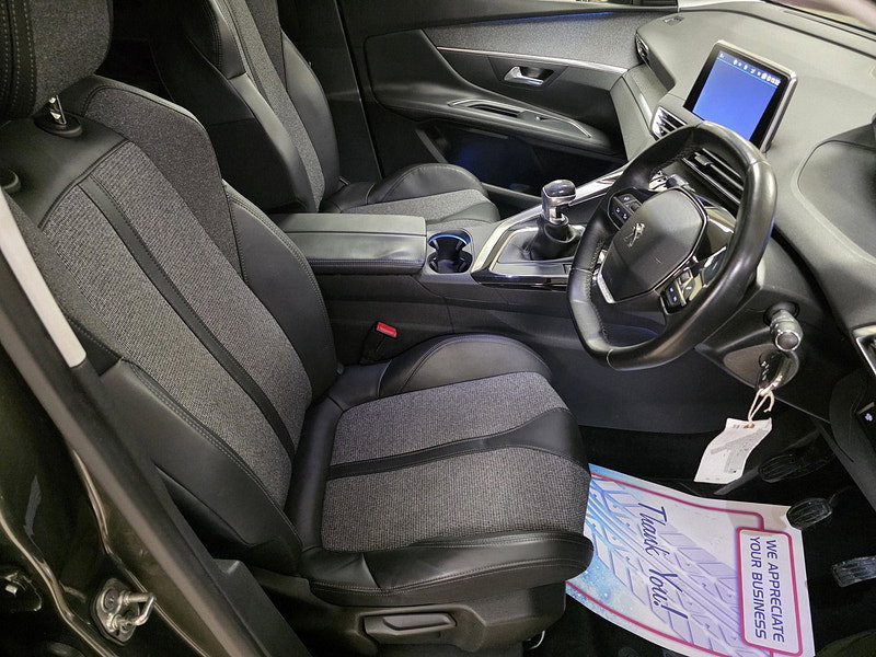 Peugeot 3008 1.2 PureTech Allure SUV 5dr Petrol Manual Euro 6 (s/s) (130 ps)