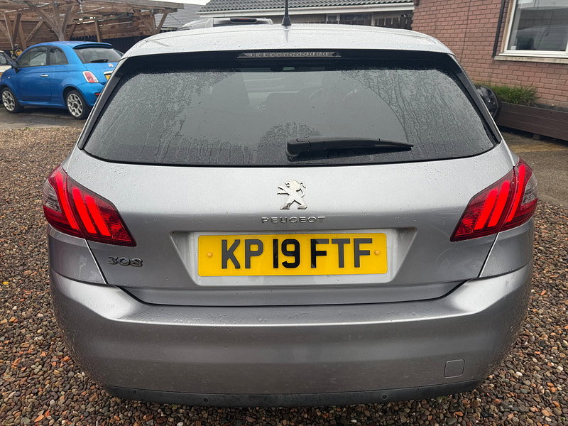 Peugeot 308 1.2 PureTech GPF Allure Hatchback 5dr Petrol Manual Euro 6 (s/s) (130 ps)