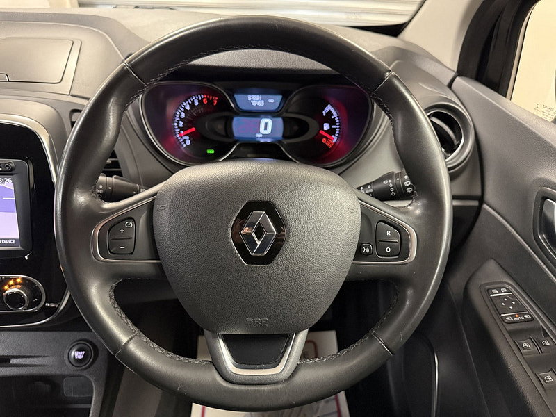 Renault Captur 0.9 TCe ENERGY Dynamique S Nav SUV 5dr Petrol Manual Euro 6 (s/s) (90 ps)