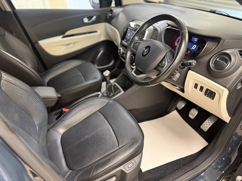 Renault Captur 0.9 TCe ENERGY GT Line SUV 5dr Petrol Manual Euro 6 (s/s) (90 ps)