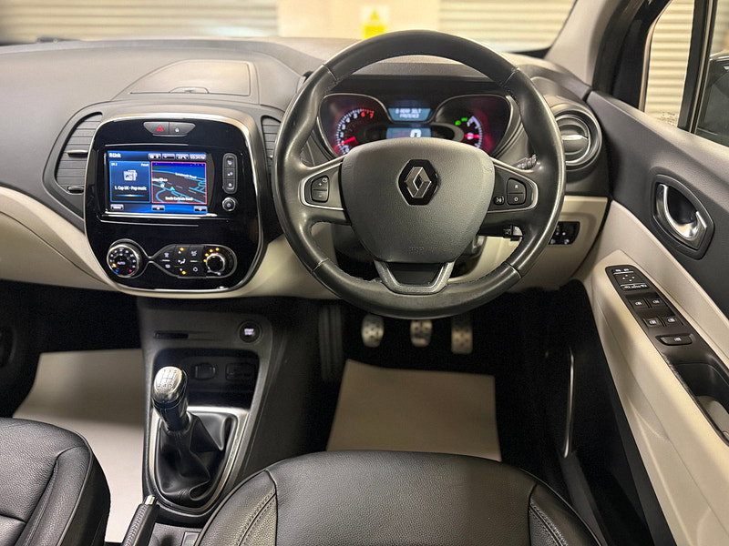 Renault Captur 0.9 TCe ENERGY GT Line SUV 5dr Petrol Manual Euro 6 (s/s) (90 ps)