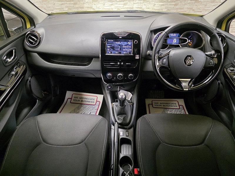 Renault Clio 1.2 16V Dynamique MediaNav Hatchback 5dr Petrol Manual Euro 5 (75 ps)