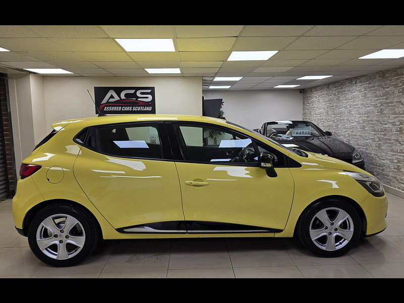 Renault Clio 1.2 16V Dynamique MediaNav Hatchback 5dr Petrol Manual Euro 5 (75 ps)
