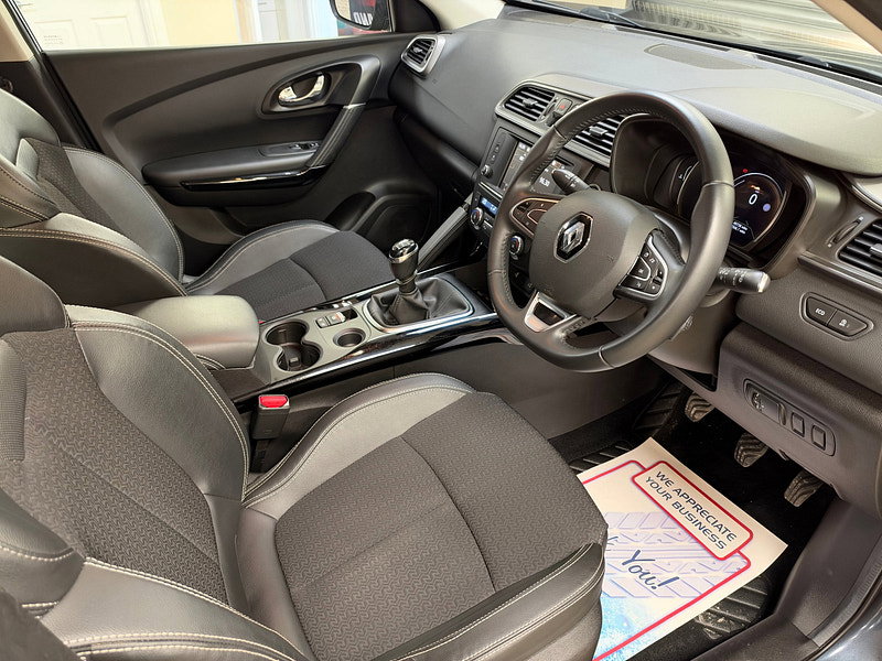 Renault Kadjar 1.3 TCe Dynamique S Nav SUV 5dr Petrol Manual Euro 6 (s/s) (140 ps)