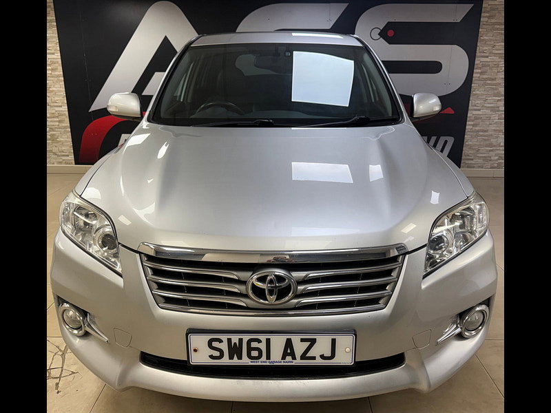 Toyota RAV4 2.2 D-4D XT-R SUV 5dr Diesel Manual 4WD Euro 5 (150 ps)