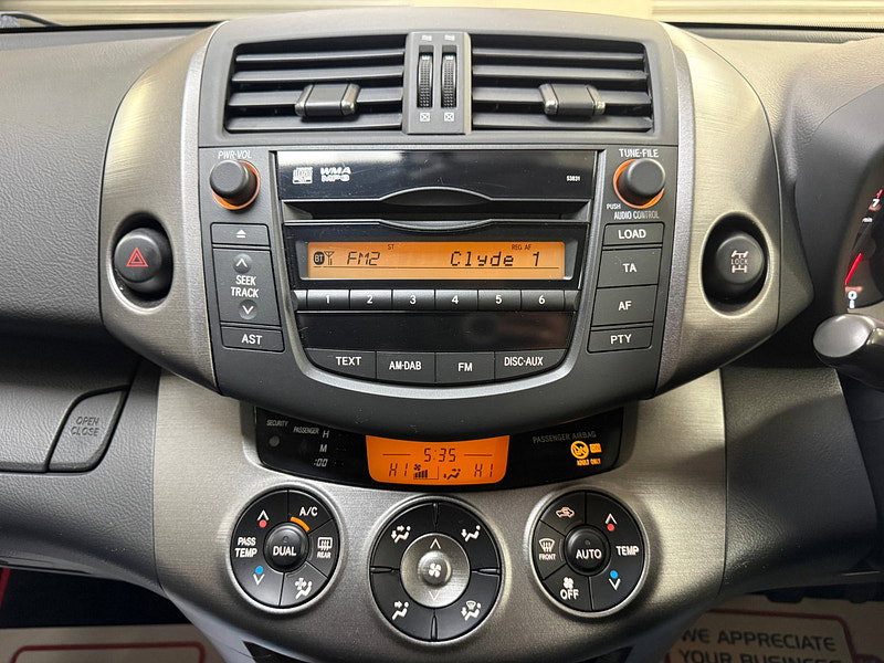 Toyota RAV4 2.2 D-4D XT-R SUV 5dr Diesel Manual 4WD Euro 5 (150 ps)
