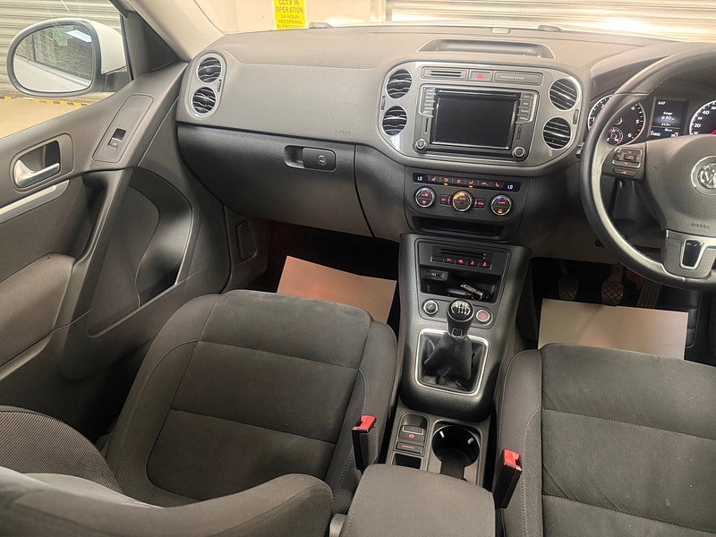 Volkswagen Tiguan 2.0 TDI BlueMotion Tech Match Edition SUV 5dr Diesel Manual 4WD Euro 6 (s/s) (150 ps)