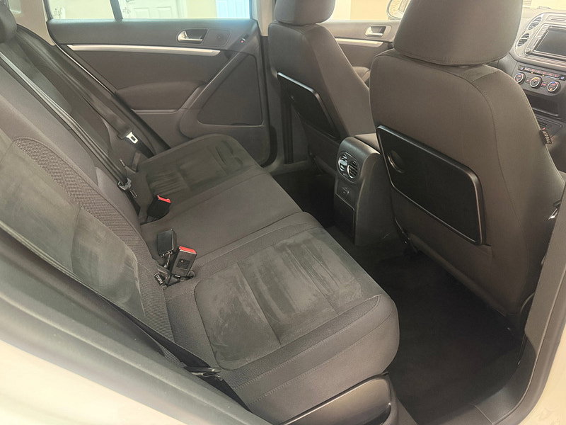 Volkswagen Tiguan 2.0 TDI BlueMotion Tech Match Edition SUV 5dr Diesel Manual 4WD Euro 6 (s/s) (150 ps)