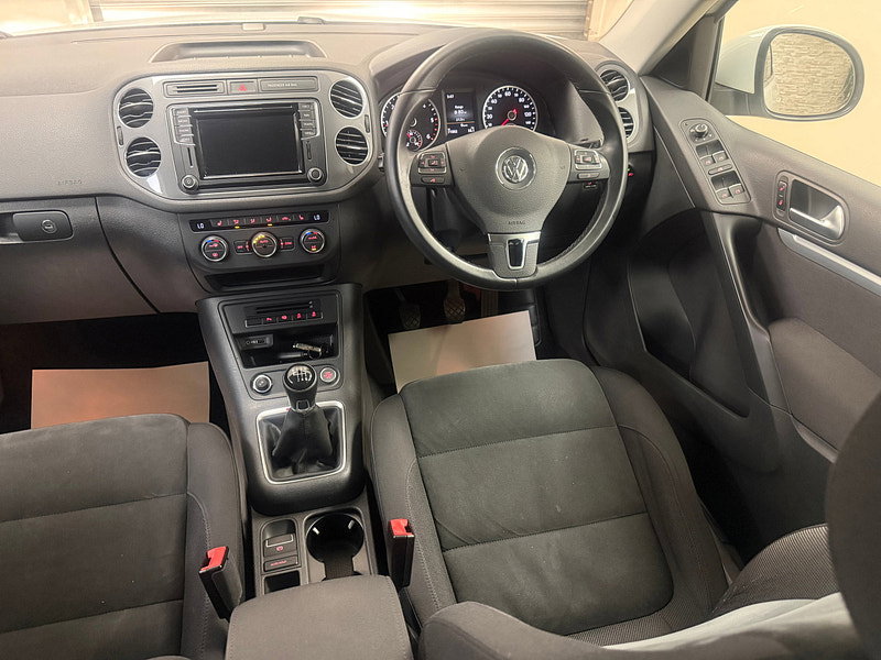 Volkswagen Tiguan 2.0 TDI BlueMotion Tech Match Edition SUV 5dr Diesel Manual 4WD Euro 6 (s/s) (150 ps)