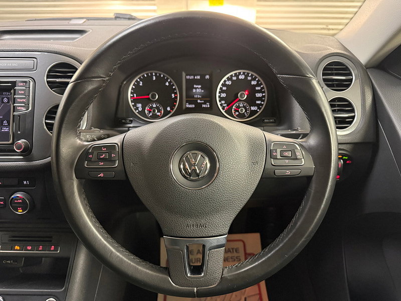 Volkswagen Tiguan 2.0 TDI BlueMotion Tech Match Edition SUV 5dr Diesel Manual 2WD Euro 6 (s/s) (150 ps)