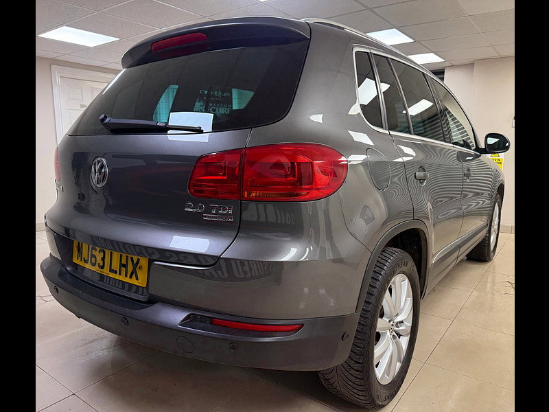 Volkswagen Tiguan 2.0 TDI BlueMotion Tech Match SUV 5dr Diesel DSG 4WD Euro 5 (s/s) (140 ps)