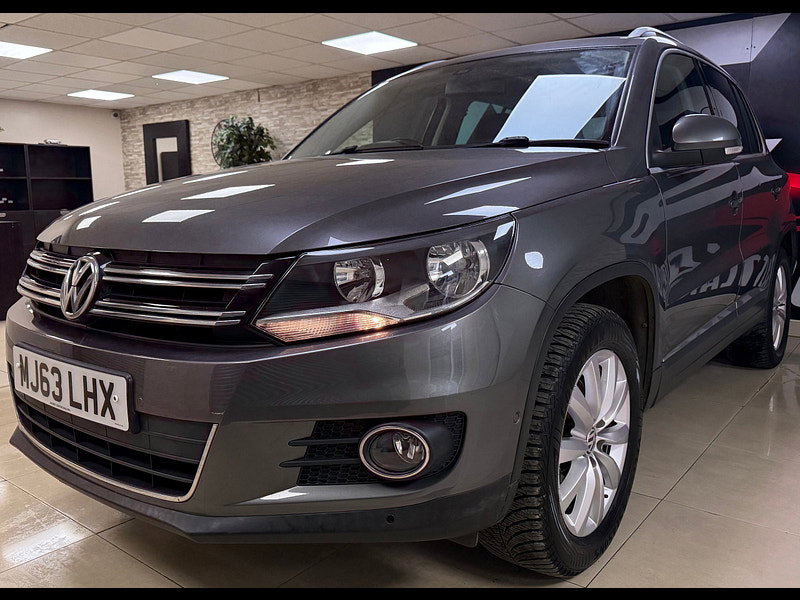 Volkswagen Tiguan 2.0 TDI BlueMotion Tech Match SUV 5dr Diesel DSG 4WD Euro 5 (s/s) (140 ps)